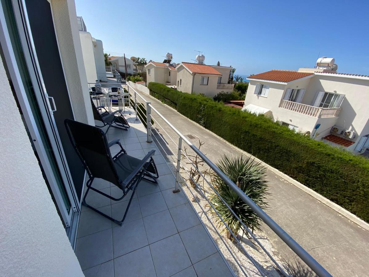 Roof Terrace & Sea View Entire Apartment Peyia Esterno foto