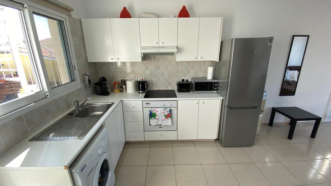 Roof Terrace & Sea View Entire Apartment Peyia Esterno foto