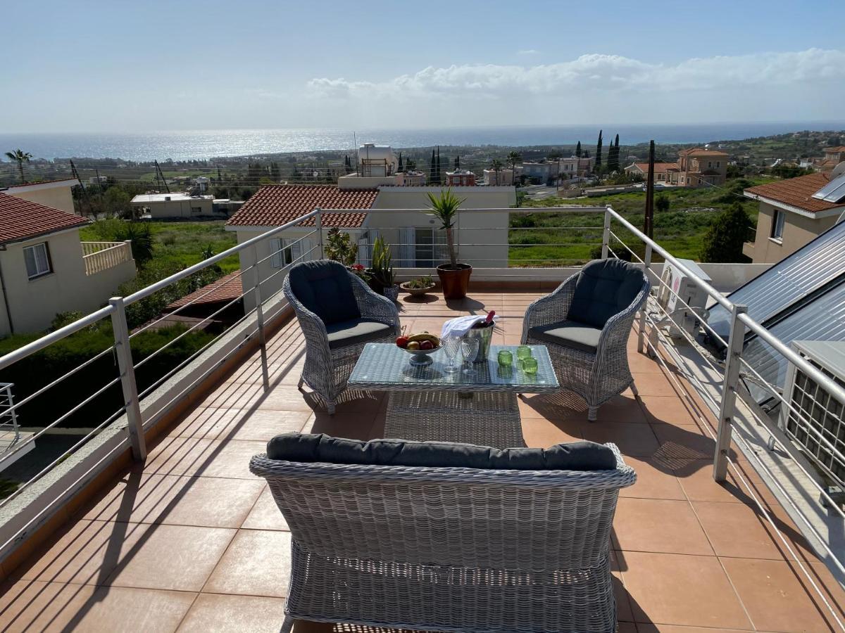 Roof Terrace & Sea View Entire Apartment Peyia Esterno foto