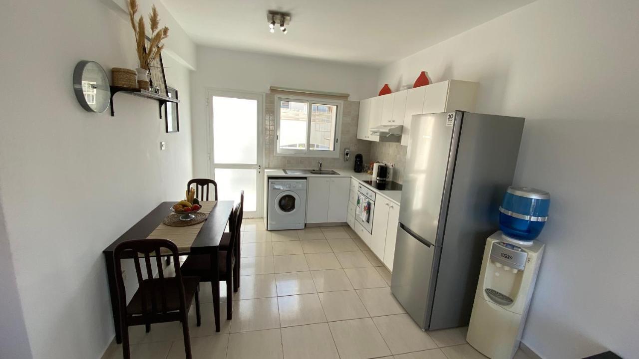 Roof Terrace & Sea View Entire Apartment Peyia Esterno foto