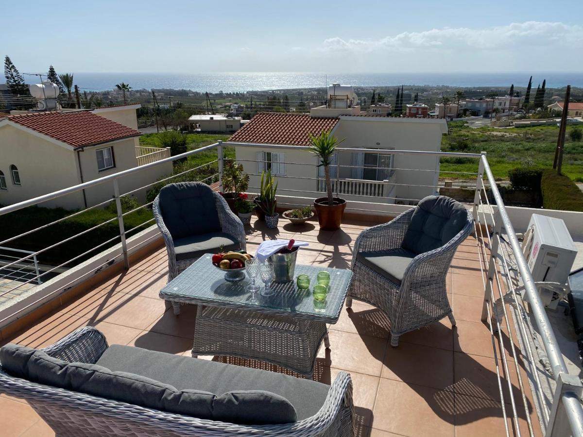 Roof Terrace & Sea View Entire Apartment Peyia Esterno foto
